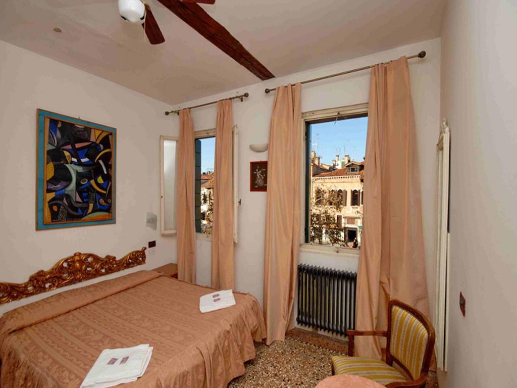 Hotel Antico Capon เวนิส ห้อง รูปภาพ