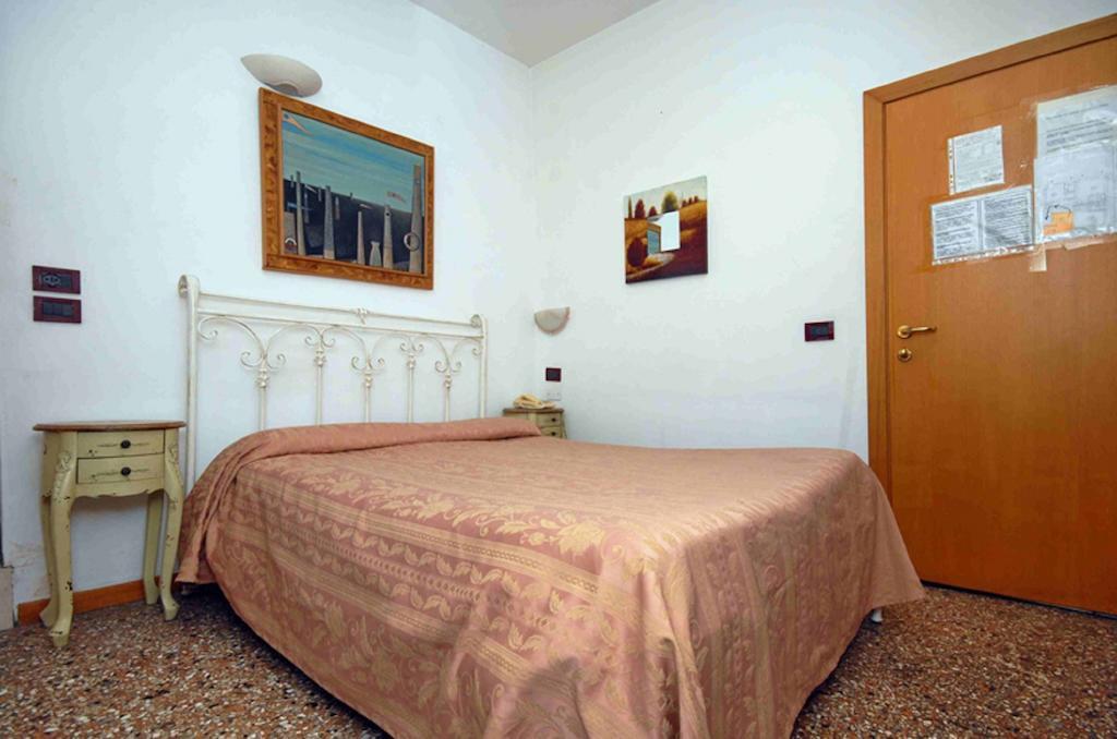 Hotel Antico Capon เวนิส ห้อง รูปภาพ